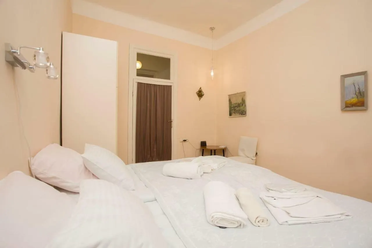 Comfy Stay Tbilisi Aparthotel